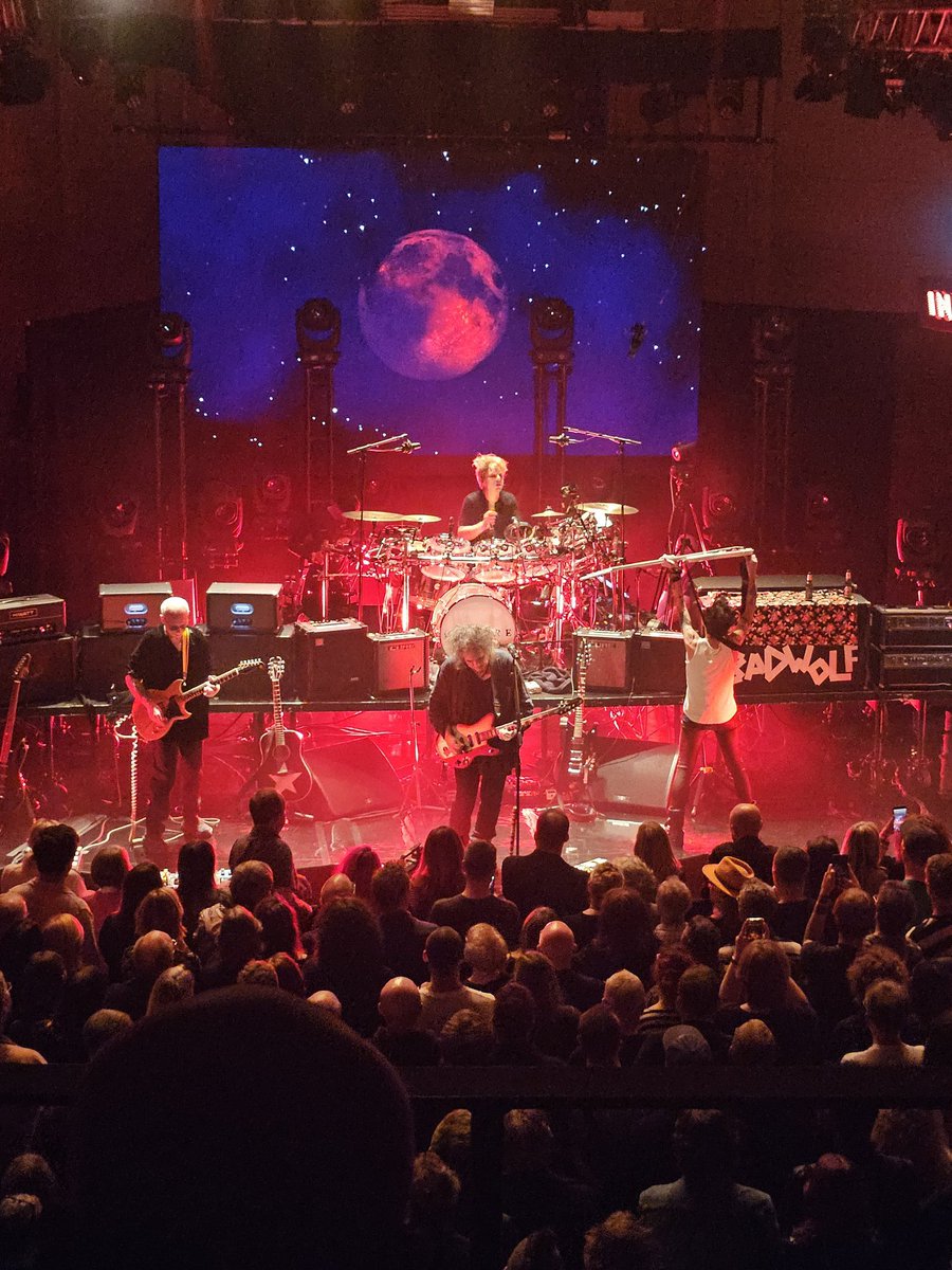 The Cure 2024
London, England
📸 Andrew Trendell