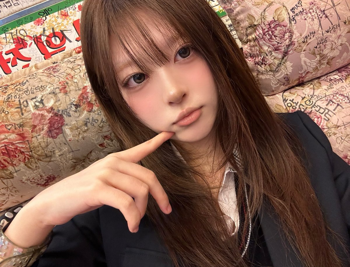 ໊ (@xuwvq) on Twitter photo 