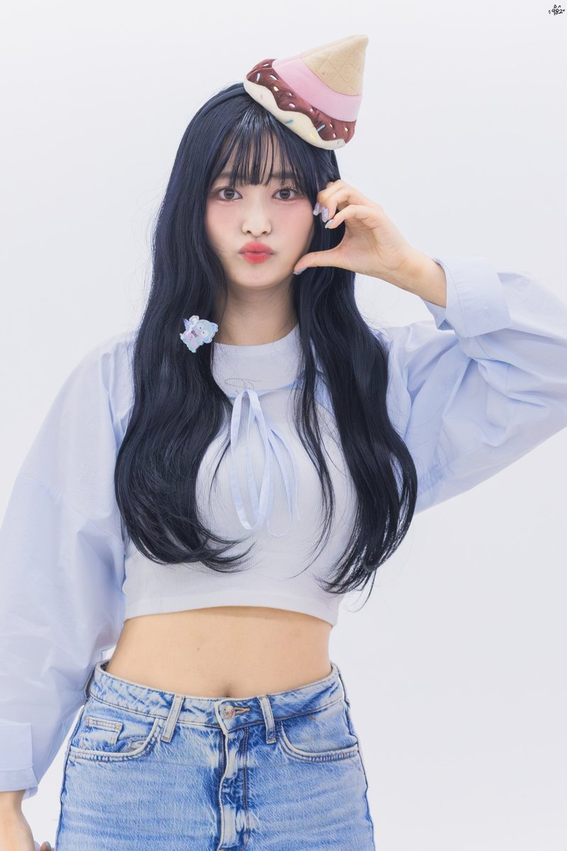 sangmi18's tweet photo. 240927 팬사인회

#cignature #시그니처 #세미 #SEMI #셈냥아_놀아줄게 https://t.co/6K0ldXeAtu