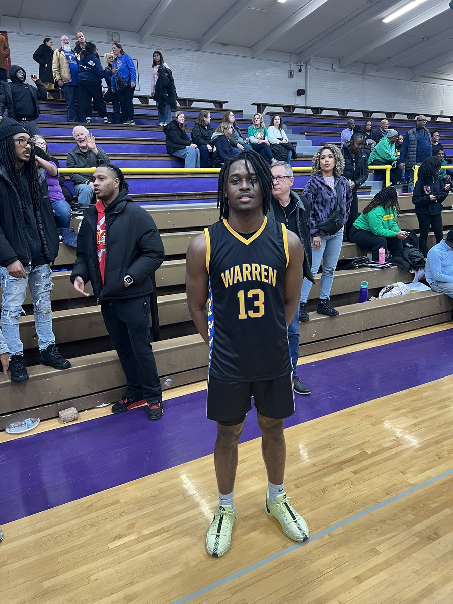Big Tim (@tdc200) on Twitter photo Class of 2025 6’1” combo guard <a href="/JaverionBanks13/">Jay Banks</a> of <a href="/WTHS_BD_Bball/">Warren Township High School Boys Basketball</a> was back to his aggressive athletic self tonight. Had a dunk and one to clinch the win in second overtime over <a href="/WaukBB/">Waukegan Basketball</a> . Totaled 15 points 8 rebounds off the bench. <a href="/ilcentralelite/">ICE</a> Class of 2025 6’1” combo guard <a href="/JaverionBanks13/">Jay Banks</a> of <a href="/WTHS_BD_Bball/">Warren Township High School Boys Basketball</a> was back to his aggressive athletic self tonight. Had a dunk and one to clinch the win in second overtime over <a href="/WaukBB/">Waukegan Basketball</a> . Totaled 15 points 8 rebounds off the bench. <a href="/ilcentralelite/">ICE</a>