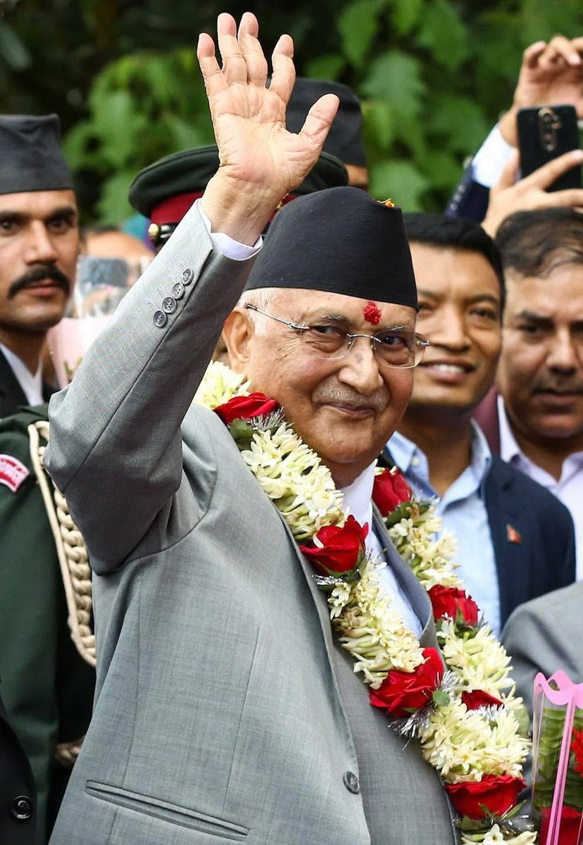 RONBupdates's tweet photo. PM KP Oli says,"अशुभ दृष्टि व्यक्त गर्ने तरिका जुन अहिले नेपालमा फैलिएको छ, मान्छे जहाँ सन्तुष्ट हुनुपर्नी त्यहाँ पनि सन्तुष्ट छैन । जे प्राप्त गरेको छ, त्यो प्राप्त गरेको पनि उसले बुजिराको छैन । त्यही बाटोमा गाडी कुदाइ  राख्या छ, के भयो त विकास भन्छ ! हिजो पानी लिनको लागि तीन घण्टा धाउनु पर्थ्यो, आज तीन घण्टा नधाइ घरमा धरा आको छ त्यो विकास भको पनि उसले देख्दैन । के भयो त भन्छ । हिजो विद्यालयको स्थिती बेग्लै थियो आज विद्यालयको स्थितिमा फरक परेको छ, त्यो पनि उसले देख्दैन । हिजो विकास निर्माणका कुर  हुँदैन थे, राजनितीका मात्र फोस्रा कुरा हुन्थे आज focus विकासमा छ, सुशासनमा छ । त्यो प्राथमिकत shift भको पनि उसले देख्दैन । भ्रष्टाचार नियन्त्रणका प्रयास जे भैराख्या छन् त्यो पनि देख्दैन । विकास जे भएको छ त्यो पनि देख्दैन । के परिवर्तन भो ? के गर्यो त सरकारले ? यस्ता खाल्का जुन मन्छेहरु भ्रम फिजाउने र केही पनि भएनको भाष्य खडा गर्ने । त्यो चिज गरिराख्या छ ।"