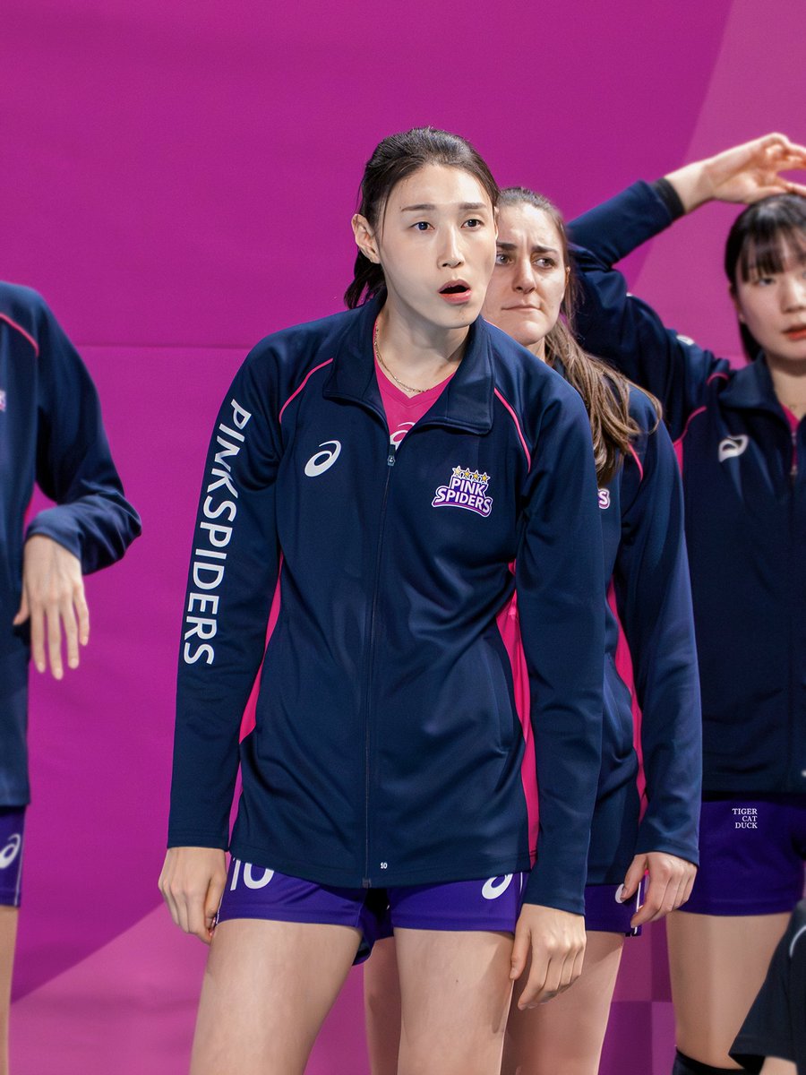 250306 #김연경
먹으면서 보다 보니 그럴 때가 아님