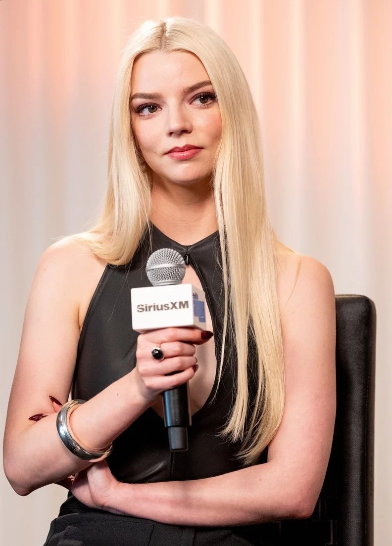 best of anya taylor-joy (@anyafolders) on Twitter photo 
