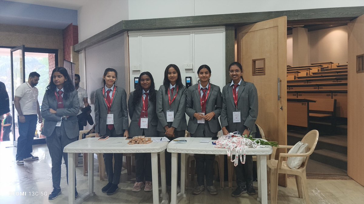 inoaug's tweet image. 🚀 Pune, get ready for APEX UTSAV 2025! 🚀
Ignite innovation &amp;amp; boost your low-code skills at Bharati Vidyapeeth College, Pune! 💡
📅 8th March 2025
📍 Dhankawadi, Pune
#OracleAPEX #APEXUTSAV2025 #LowCode #TechEvents #Pune #Innovation #Networking