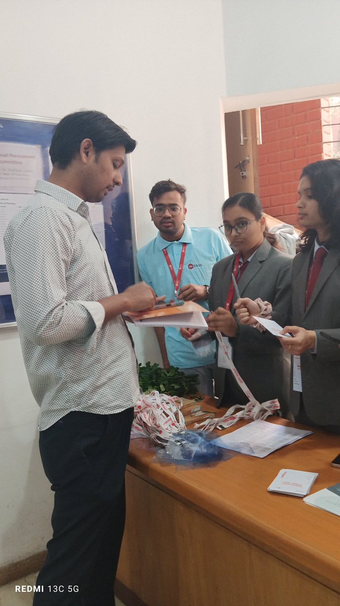 inoaug's tweet image. 🚀 Pune, get ready for APEX UTSAV 2025! 🚀
Ignite innovation &amp;amp; boost your low-code skills at Bharati Vidyapeeth College, Pune! 💡
📅 8th March 2025
📍 Dhankawadi, Pune
#OracleAPEX #APEXUTSAV2025 #LowCode #TechEvents #Pune #Innovation #Networking