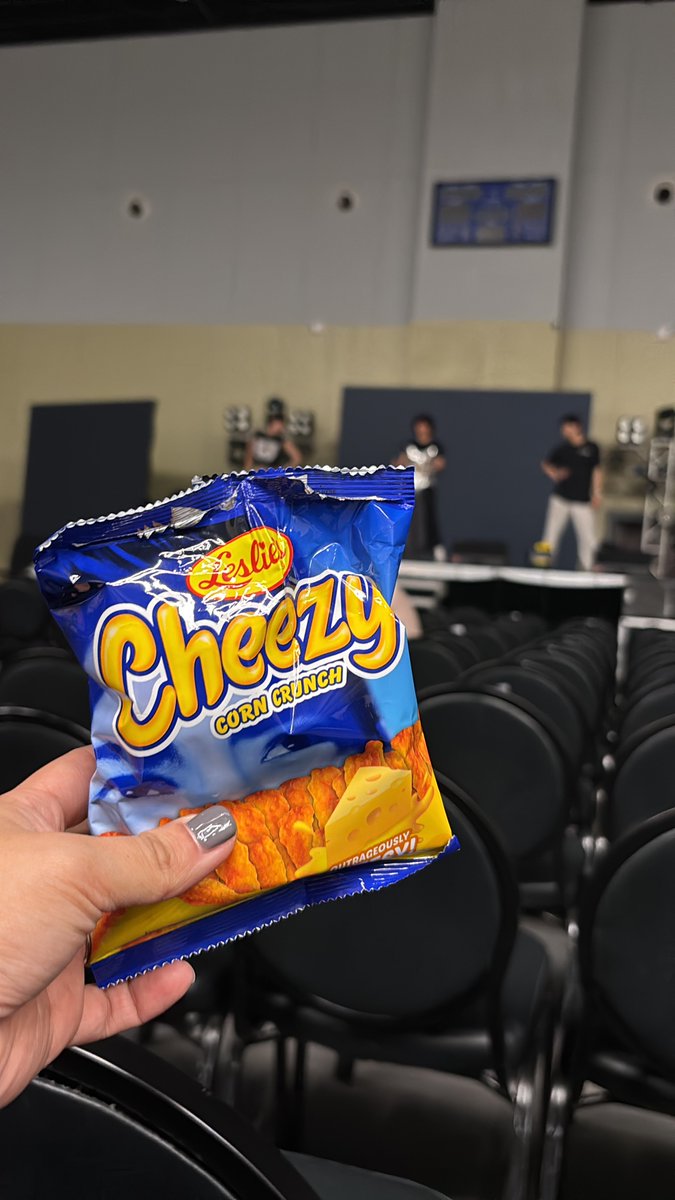 JeanneyAnny's tweet photo. #Cheezy pa rin https://t.co/DqNNbPEuh9
