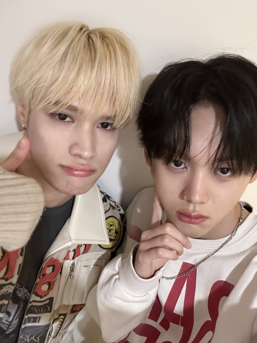 onepact_'s tweet photo. [💙_#태그]

제이 생일 축하해~
항상 원팩트의 든든한 보컬이 되어줘서 고맙고
분위기 메이커 역할 해줘서 고맙쓰 앞으로도 잘 부탁하고 우리 잘되자!!

#ONEPACT #원팩트
#TAG #태그 https://t.co/xTOmLx8tUk