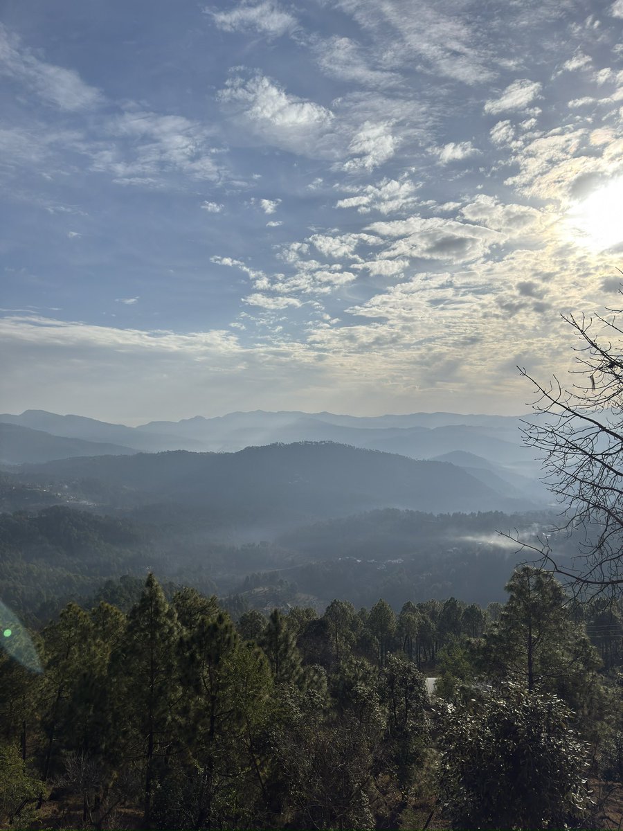 nisvaishnav's tweet photo. #Himalayanview https://t.co/LB15w4ewnE