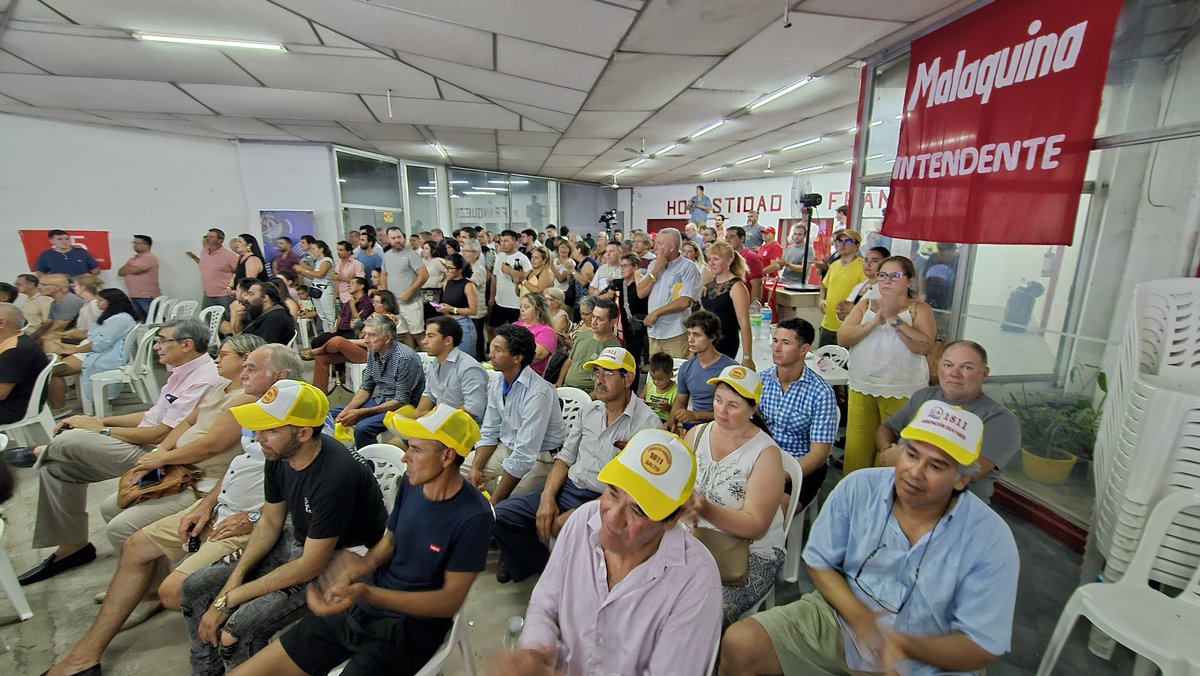 Gran inauguración vivimos hoy en la Sede Central!! Imponente la convocatoria, gracias a todos quienes fueron parte! A quienes vinieron de lejos, a quienes trabajaron en esto para que fuera posible… A TODOS! Gracias @andresojedaok por la visita y por tus palabras, con todo a