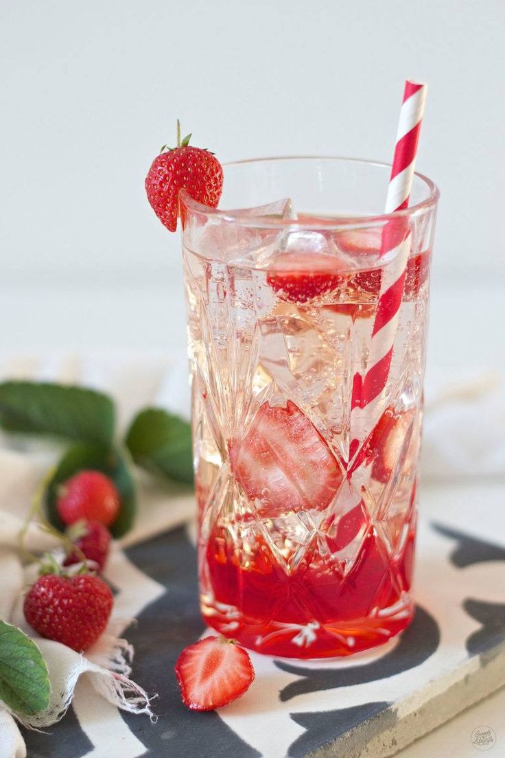 cafekucing's tweet photo. ㅤㅤ ㅤ 

         ฅ Strawberry Ade (50) ฅ
        
ㅤ https://t.co/J25UUiHS9a