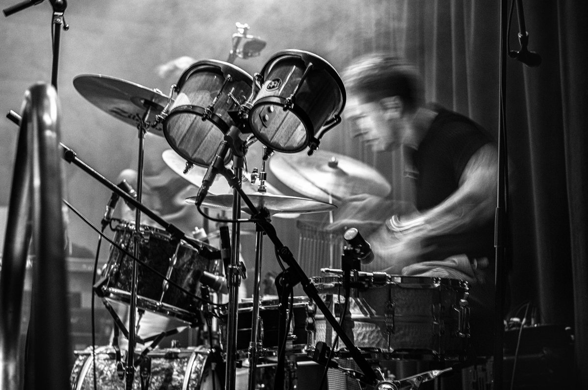 Lack of Afro (@lackofafromusic) on Twitter photo 22.11.24 Bush Hall, London.
When The Sun Goes Down.
New album coming along nicely…
Itching to get back on stage.
📷 by <a href="/alan_schaller/">Alan Schaller</a> 22.11.24 Bush Hall, London.
When The Sun Goes Down.
New album coming along nicely…
Itching to get back on stage.
📷 by <a href="/alan_schaller/">Alan Schaller</a>