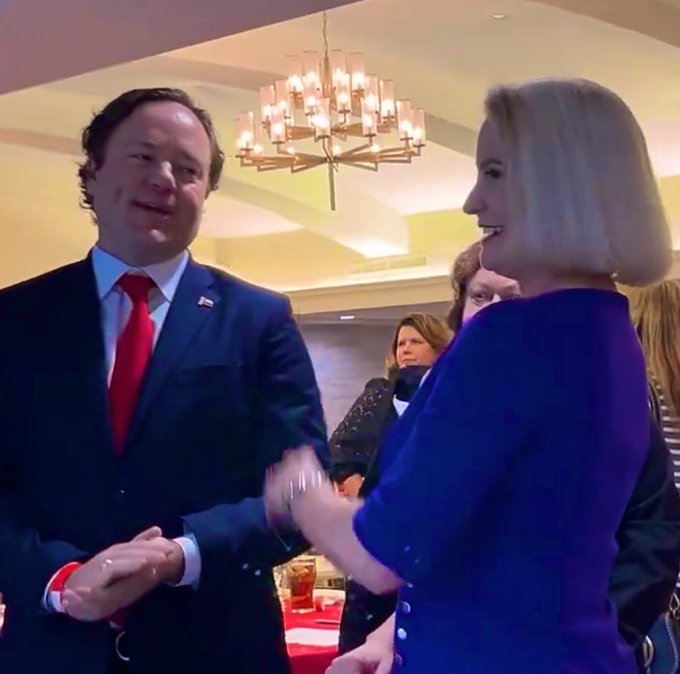 ilducegiacomo's tweet image. $MMTLP 

I feel like drunt deserves an apology, and everything is bigger in Texas.  #6head 

But more importantly, what a nice picture. 

Any guesses who mr.slocum is photographed with?

@slocumfortexas 

@txrrc @TexasTribune