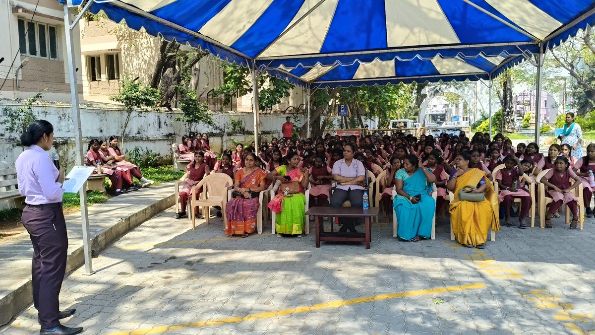 tnpm_chn's tweet photo. We are celebrating #internationalwomensday Day at #tnpolicemuseumchennai.Mary Clubwala Jadhav girls Hss Student and staffs are participating in this program, our museum staffs will perform a different types of programs
#tnpolice 
#schoolmemes
#Chennai https://t.co/eTt3gvo9we