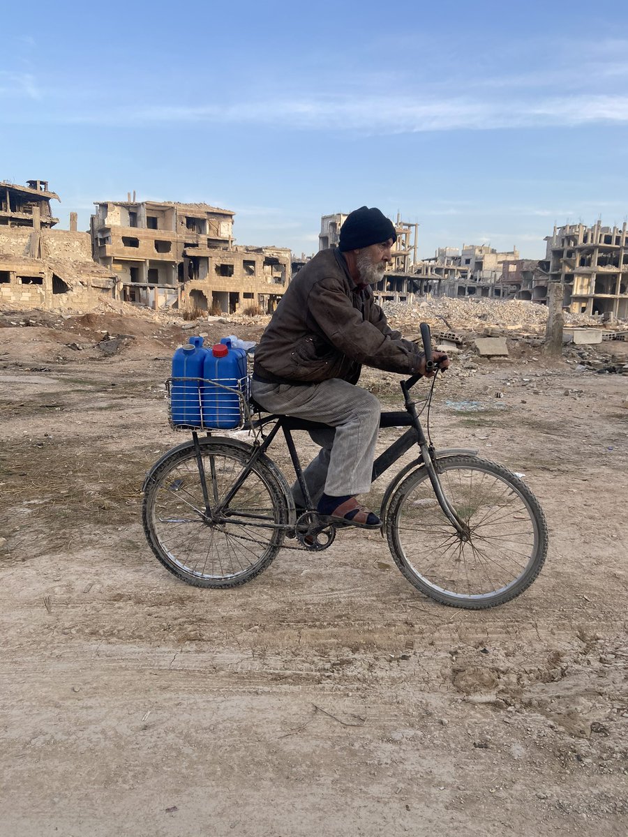 Dün olduğu gibi bugünde ;zalim rejimden coğrafyamızın en kıymetli parçasını temizleyen kardeşlerimizin destekçisi ve duacısıyız.rabbimizden niyazımız bayrama tam muzaffer eylemesi🤲