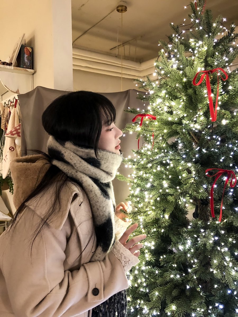 KiiiKiii_talk's tweet image. 작년 크리스마스✨️🎄❤️

#KiiiKiii #키키 #SUI #수이