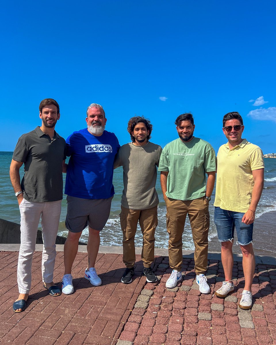 themeeran7's tweet image. Surrounding yourself with like-minded individuals is key to progress.

#Teamwork #YouthDevelopment #TheFootballTrialsByAlpha #AlphaFootballAcademy #SpainRushSPF #PerfectFootballAcademy #AlphaCommunity 🐺⚽🇴🇲🇪🇸