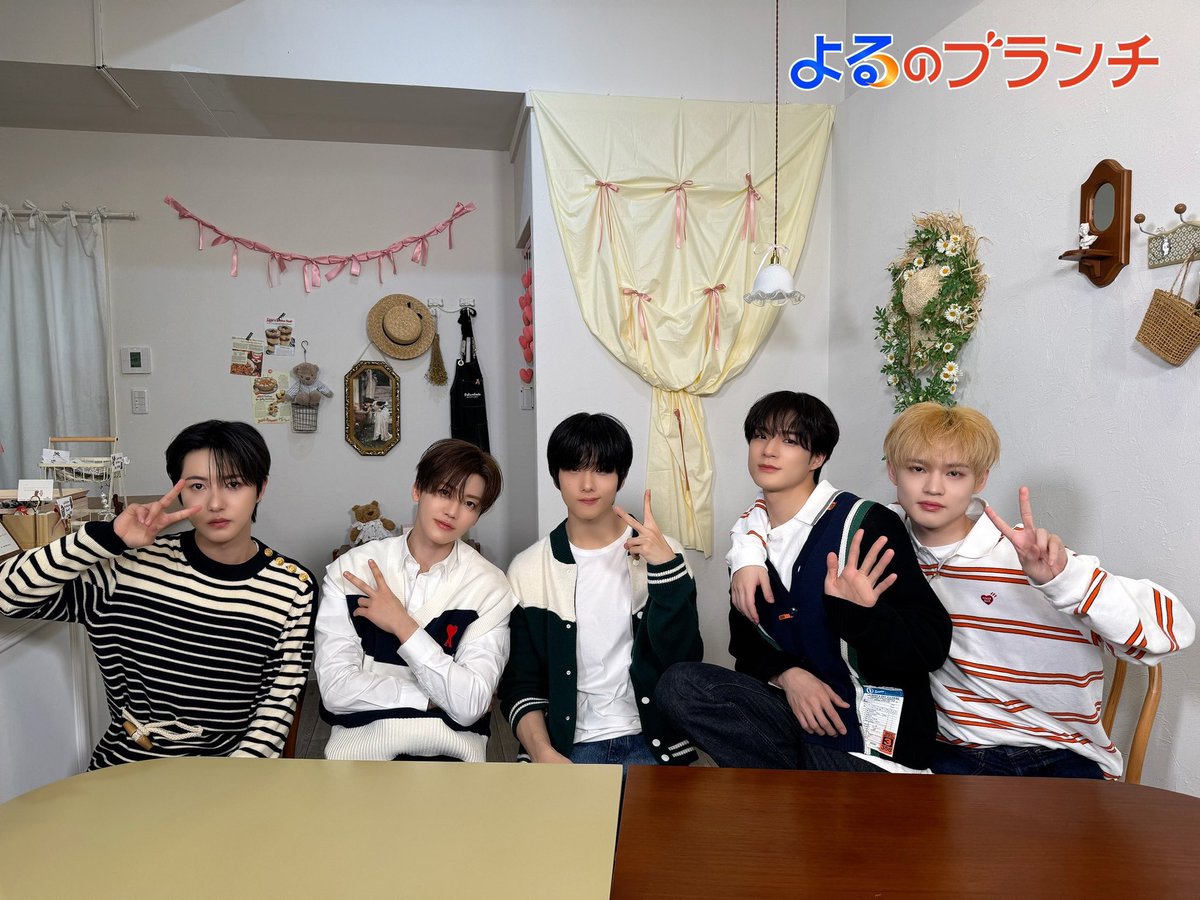 Accepting the challenge as 𝗚𝗲𝗻 𝗭 𝗻𝗲𝘄𝘀 𝗿𝗲𝗽𝗼𝗿𝘁𝗲𝗿𝘀! We’re honored to be invited to TVer for the first time. Stay tuned for our next appearance! 🌼