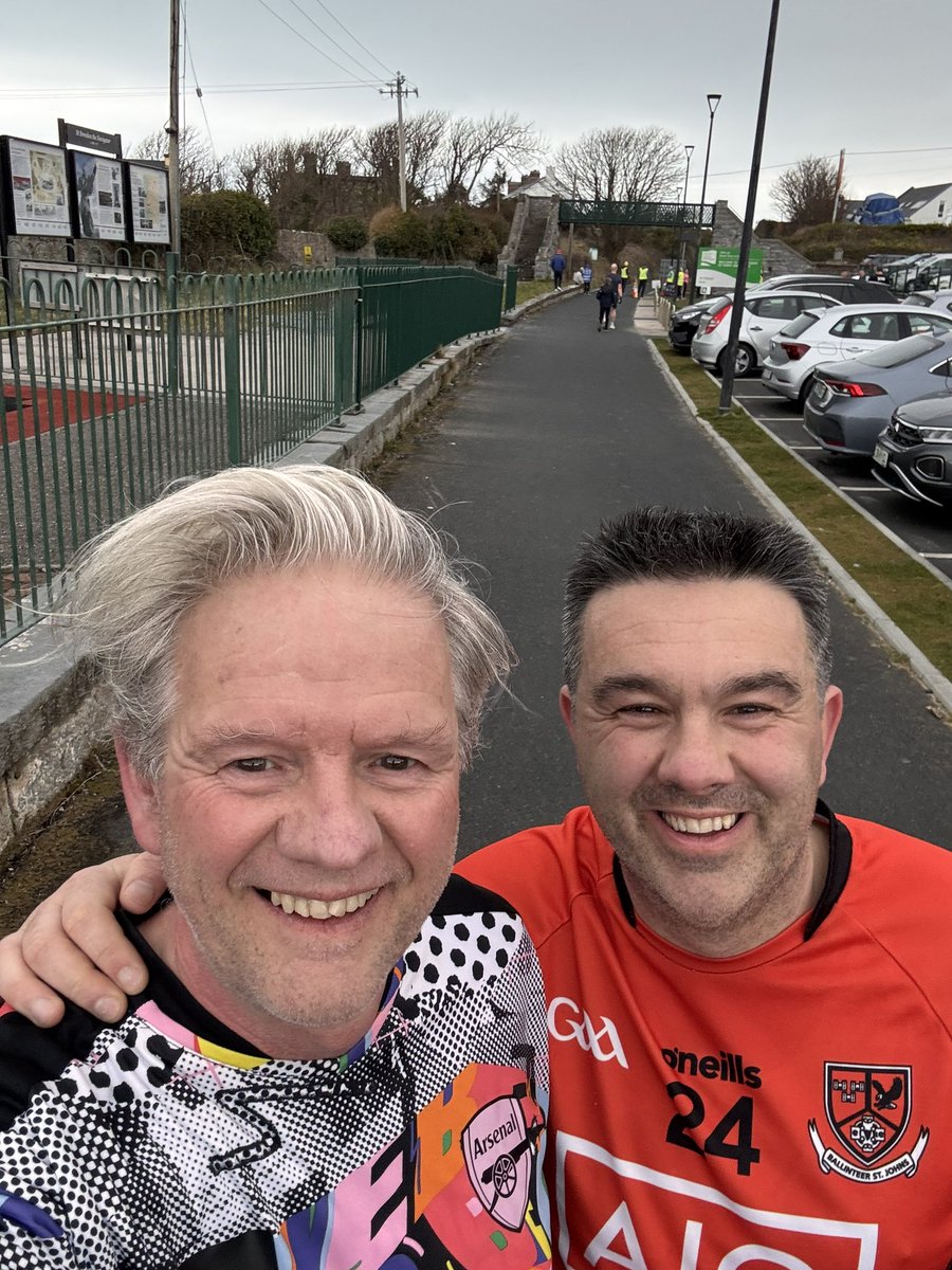 Pádraic Gilligan (@padraicino) on Twitter photo Sending greetings to the <a href="/BushyDUBparkrun/">Bushy Dublin parkrun</a> crew from FenitParkRun - see you all next week Sending greetings to the <a href="/BushyDUBparkrun/">Bushy Dublin parkrun</a> crew from FenitParkRun - see you all next week