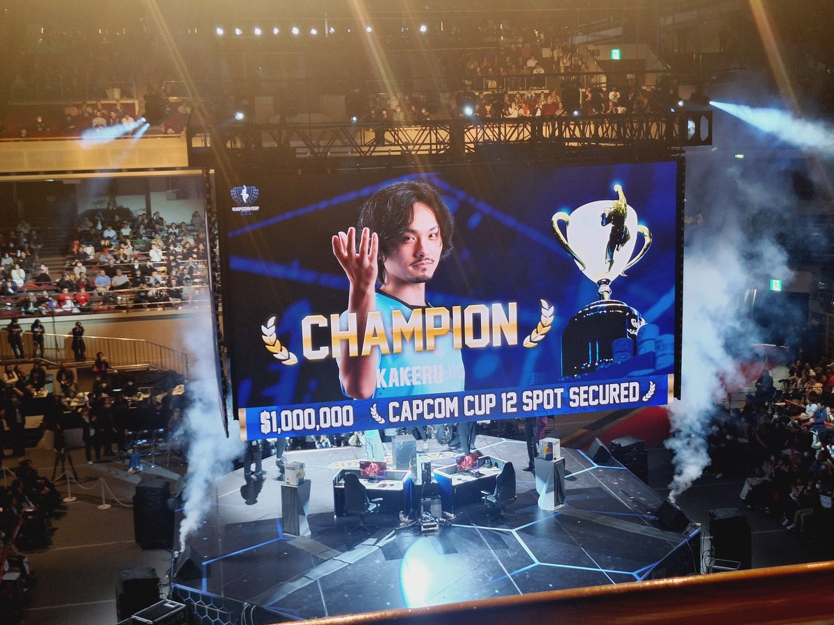 zunkoromochi's tweet photo. かけちゃん優勝🏆おめでとおおおおおおおおおお！！！！！！
#CapcomCupX
#翔WIN https://t.co/f2WLZ5KWFo