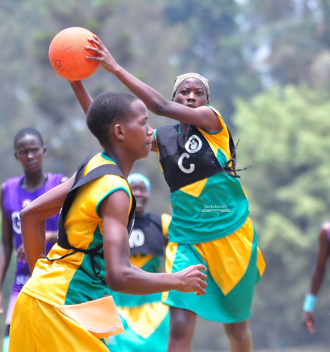 VBugerere's tweet photo. #BugandaNetballNovice | #SecondarySchools | #Semifinal2
FT'
Buddo SS 26-19 Gombe SS
#VoBUpdates | #LivefromKawanda
@Jackshots24 @NetballUpdates1 @shecranes256 https://t.co/S8CP7ABCBF