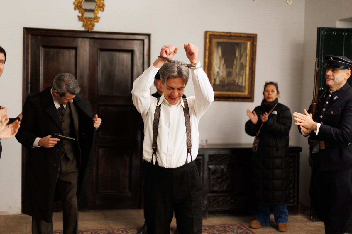 La constancia, la decisión y el esfuerzo de Emiliano, serán de las pocas cosas que comparta con el gran <a href="/hermosoarnao/">Miguel Hermoso</a>. ¡Talento en vena! 👏 

Nos ha hecho sufrir, pero le echaremos de menos  ❤️ #LaModerna