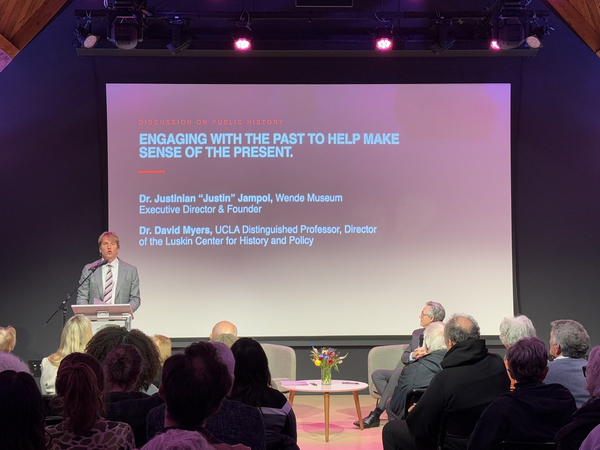 histarch's tweet image. History helps us to understand a complicated world. That’s one of the many take-away messages of this inspiring discussion experienced at the @wendemuseum . Thanx 🙏❤️