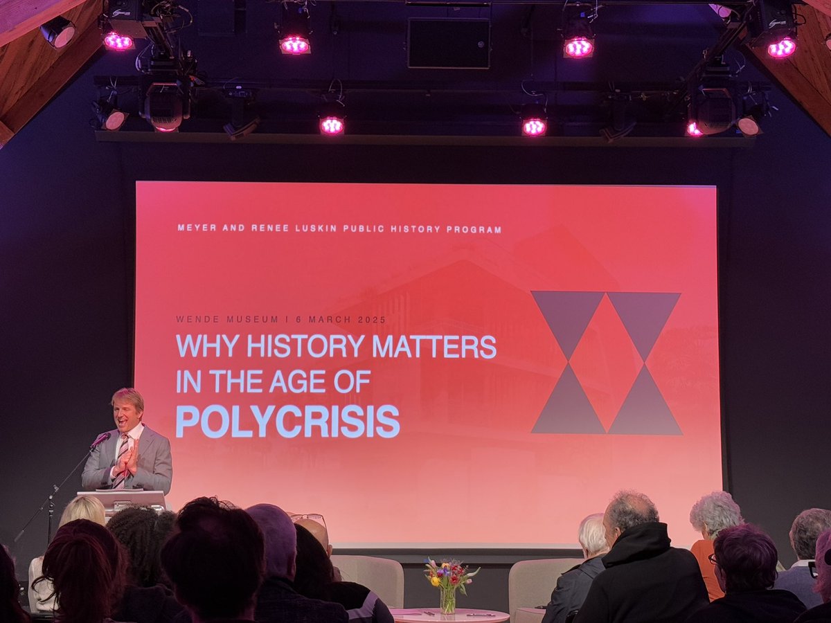 histarch's tweet image. History helps us to understand a complicated world. That’s one of the many take-away messages of this inspiring discussion experienced at the @wendemuseum . Thanx 🙏❤️