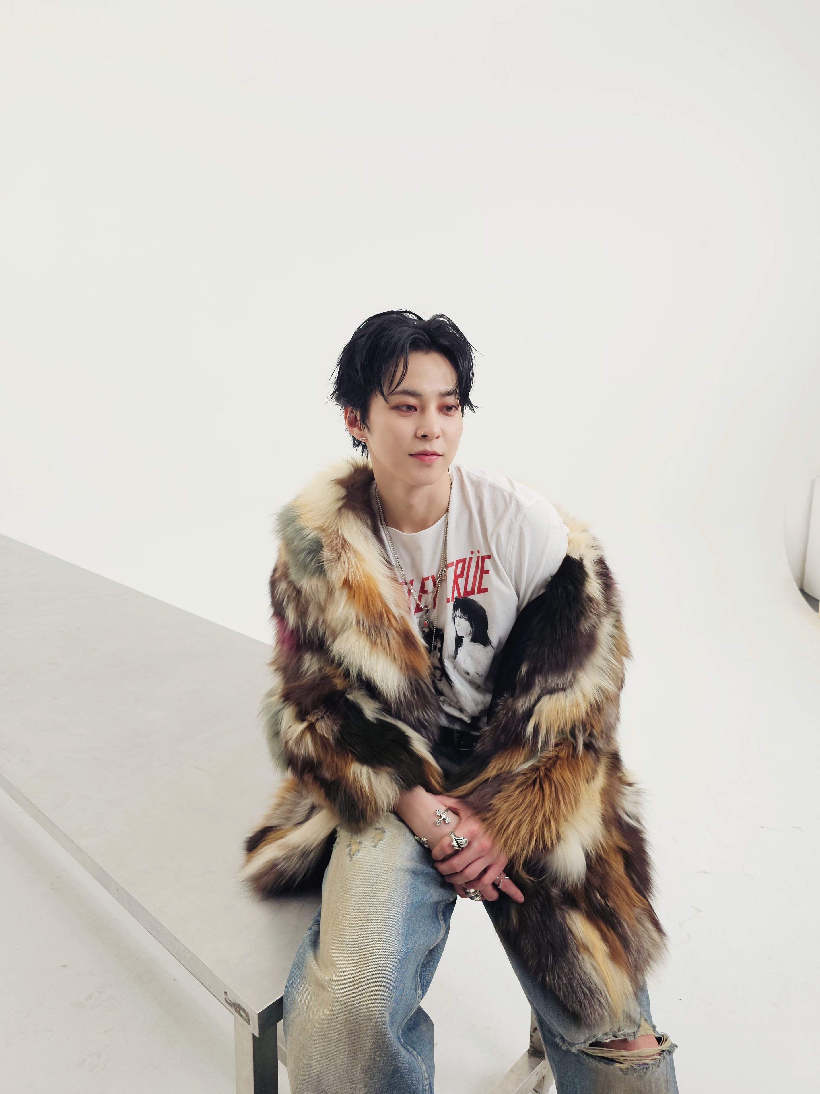 GlgG96JbwAMxrpx.jpg:orig