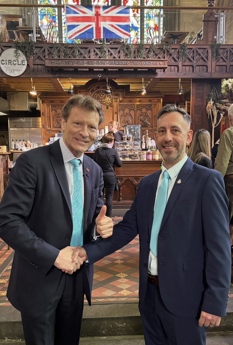 Lee Hutchinson (@lee_hutchinson) on Twitter photo Amazing to meet <a href="/TiceRichard/">Richard Tice MP 🇬🇧</a> yesterday at the Bacup Q&A.
Reform has restored hope to millions of Brits, we cannot let them down
We keep going, the country needs Reform 🇬🇧 🗳️
#ReformUK #votereformuk Amazing to meet <a href="/TiceRichard/">Richard Tice MP 🇬🇧</a> yesterday at the Bacup Q&A.
Reform has restored hope to millions of Brits, we cannot let them down
We keep going, the country needs Reform 🇬🇧 🗳️
#ReformUK #votereformuk