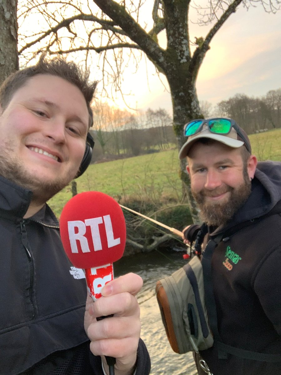 RTL Matin Weekend (@rtlmatinweekend) on Twitter photo Ce samedi, <a href="/DecarneAnt/">Antoine Decarne</a> est dans l’Orne sur les bords du Sarthon pour l’ouverture de la pêche à la truite ! Depuis 6h, il est avec Arnaud Jourdan. Mais pour le moment, pas de truite à l’horizon ! Bilan à 9h15 😉 Ce samedi, <a href="/DecarneAnt/">Antoine Decarne</a> est dans l’Orne sur les bords du Sarthon pour l’ouverture de la pêche à la truite ! Depuis 6h, il est avec Arnaud Jourdan. Mais pour le moment, pas de truite à l’horizon ! Bilan à 9h15 😉