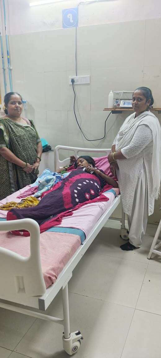 HwcBantiya's tweet image. આજ રોજ આયુષમાન આરોગ્ય મંદિર બંટીયા  ની #VERYHIGHRISKANC 2 સગર્ભા સ્ત્રીઓ ની #FHW અને #ASHA બેન દ્વારા GMERS JUNAGADH ખાતે ડિલિવરી કરાવેલ અને જરૂરી સેવાઓ આપેલ.
#zelena #veryhighriskanc #LaCasaDeLosFamososCol #anccare #النصر_الشباب #VALENTINOGARAVANI