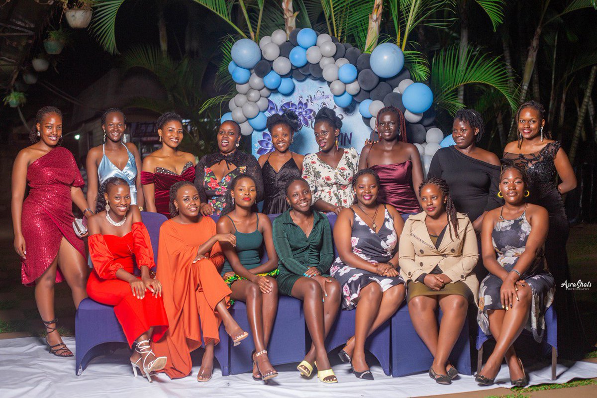 boxer_fc's tweet photo. Happy Women's Day Boxer Queens and Princesses! https://t.co/8I8ZxqGQGg