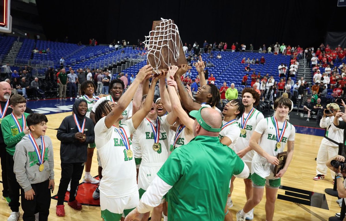 3A Div 1 State Champions!!!
Couldn’t ask for a better team and coaching staff love all these guys!!!!
<a href="/JaymeBradley03/">Jayme Bradley</a> <a href="/Tatumeaglehoops/">Pete Carr</a>
💚💚💚