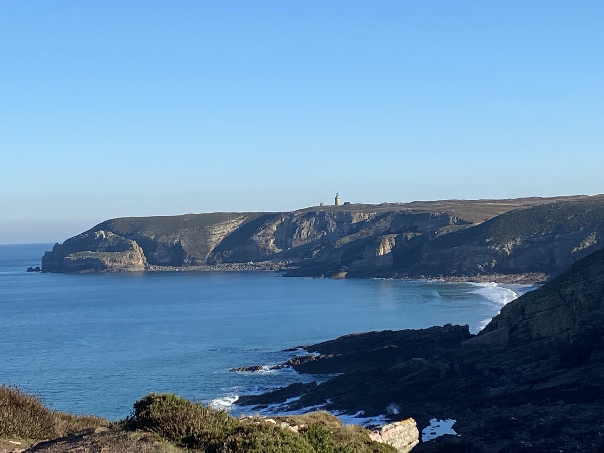 _Parsley_Sage_'s tweet image. No higher 
#cliffs #seascape #Brittany 
#CapFrehel #photography 
#blue