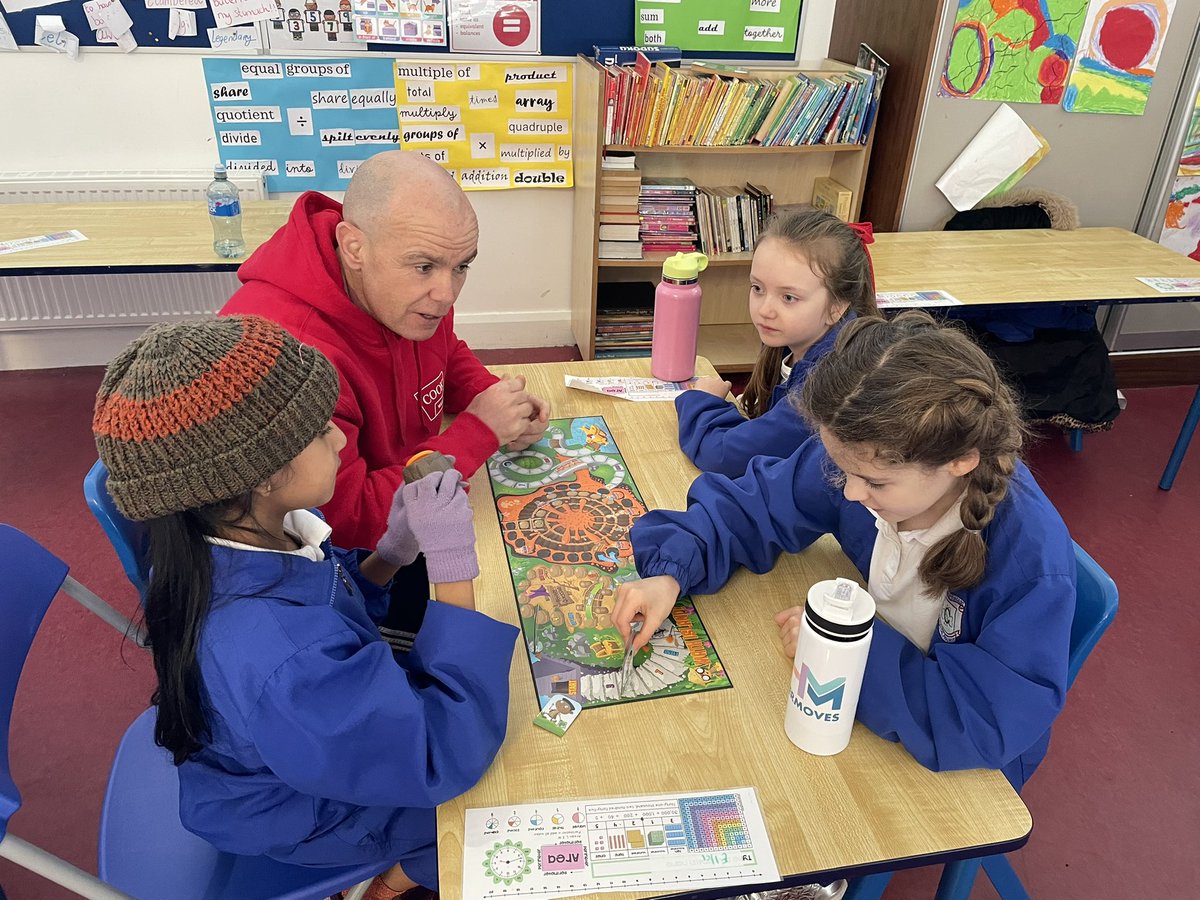 stpatricksgnslk's tweet image. Third Class were delighted to welcome their @CookMedical volunteers for session #3 of our #Time2Count’ Maths Games programme. Thanks so much to Maura from @BITC for organising this wonderful initiative. #MathsFun