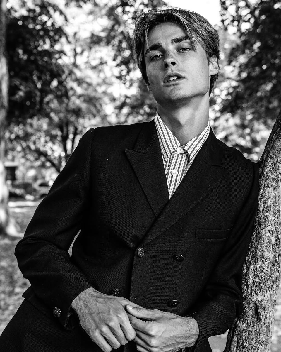 hxrmsflsh_'s tweet image. ⏤ ⋮  𝙒𝙚 𝙗𝙚𝙘𝙤𝙢𝙚 𝙬𝙝𝙖𝙩 𝙬𝙚 𝙩𝙝𝙞𝙣𝙠 𝙖𝙗𝙤𝙪𝙩 𝙢𝙤𝙨𝙩 𝙤𝙛 𝙩𝙝𝙚 𝙩𝙞𝙢𝙚.
          w/ @_mxshf 
          #DsEBD