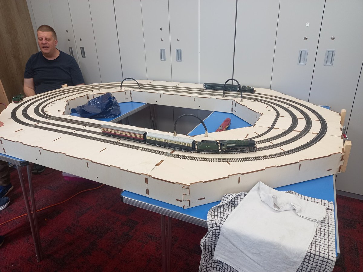 Young <a href="/ModelRailClub/">Model Railway Club</a> getting ready for #LFRM25 <a href="/Yourallypally/">Alexandra Palace</a> next weekend.  Lots of excitement and energy this morning.