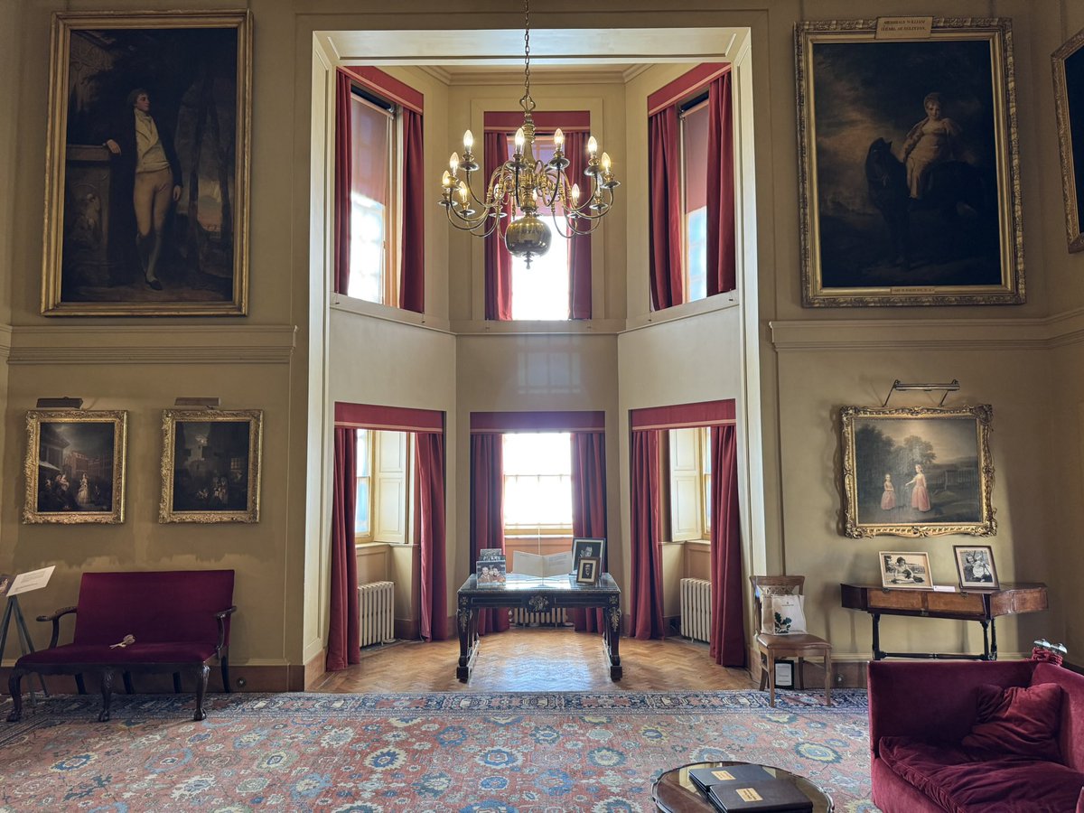 And_I88's tweet photo. A beautiful visit to Upton House and Garden during the week in the sunshine 😊😊😊 @nationaltrust @NTCotswolds https://t.co/FA6EwkF6d0