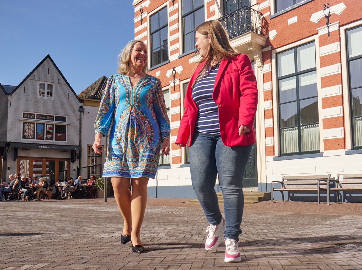 #CDAHattem verwelkomt met trots twee nieuwe commissieleden: Judith van Duinen en Sophia Sanders. Beide dames brengen zowel een schat aan ervaring als een frisse blik met zich mee #internationalevrouwendag #commissieleden #vrouwen #politiek #gemeenteraad #samenhattem #hattem