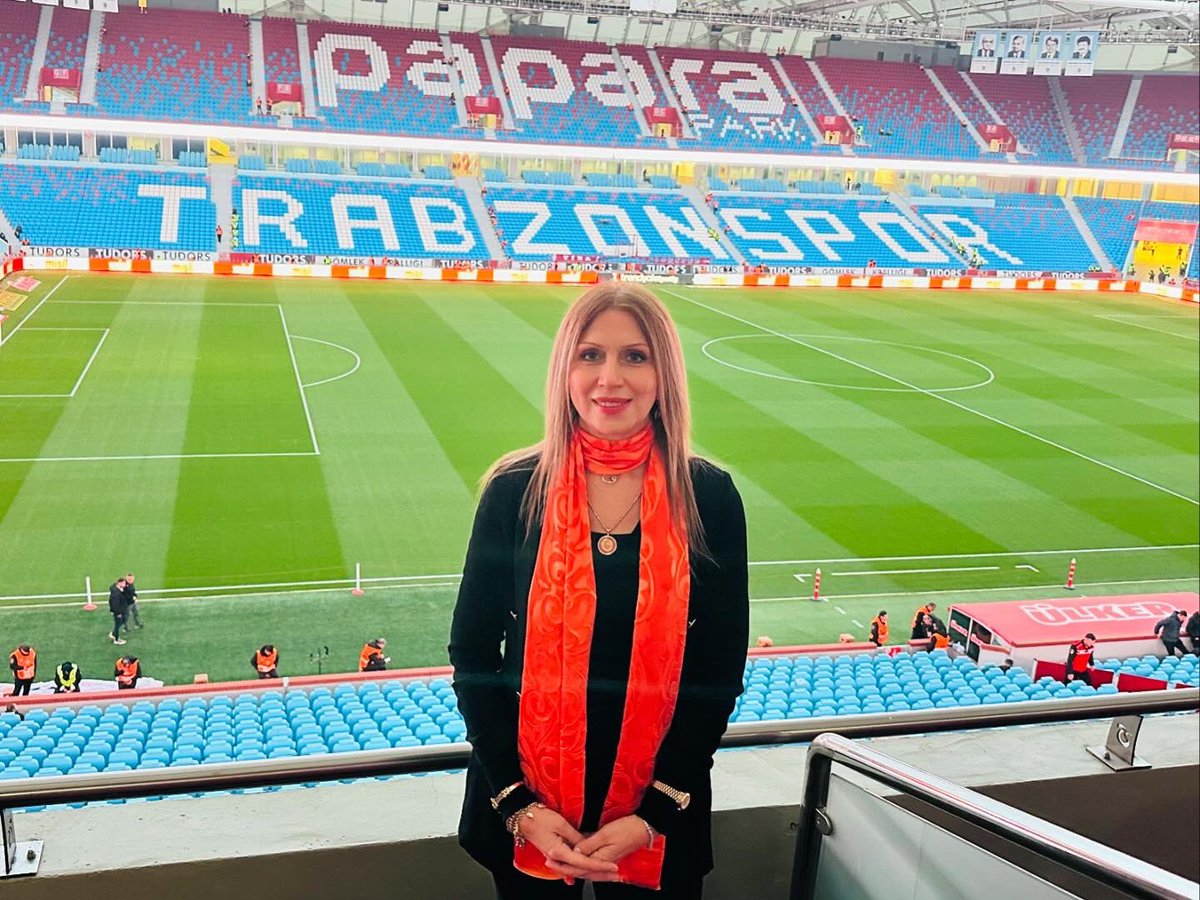 Mimar Hatice Öztürk (@mimhaticeozturk) on Twitter photo ❤️💙“8 MART DÜNYA KADINLAR GÜNÜ KUTLU OLSUN.KADINLAR;TOPLUMUN MİMARLARIDIR.”DÜNYAYI ŞEKİLLENDİREN KADINLARDIR.DÜNYADA GÖRDÜĞÜNÜZ HERŞEY KADINLARIN ESERİDİR.KADIN HERŞEYDEN ÖNCE İNSANDIR.KADIN EMEKÇİDİR.HER KADIN KENDİ HİKAYESİNİN KAHRAMANIDIR.<a href="/Trabzonspor/">Trabzonspor</a> #Trabzonspor <a href="/PaparaPark/">Papara Park</a> ❤️💙“8 MART DÜNYA KADINLAR GÜNÜ KUTLU OLSUN.KADINLAR;TOPLUMUN MİMARLARIDIR.”DÜNYAYI ŞEKİLLENDİREN KADINLARDIR.DÜNYADA GÖRDÜĞÜNÜZ HERŞEY KADINLARIN ESERİDİR.KADIN HERŞEYDEN ÖNCE İNSANDIR.KADIN EMEKÇİDİR.HER KADIN KENDİ HİKAYESİNİN KAHRAMANIDIR.<a href="/Trabzonspor/">Trabzonspor</a> #Trabzonspor <a href="/PaparaPark/">Papara Park</a>
