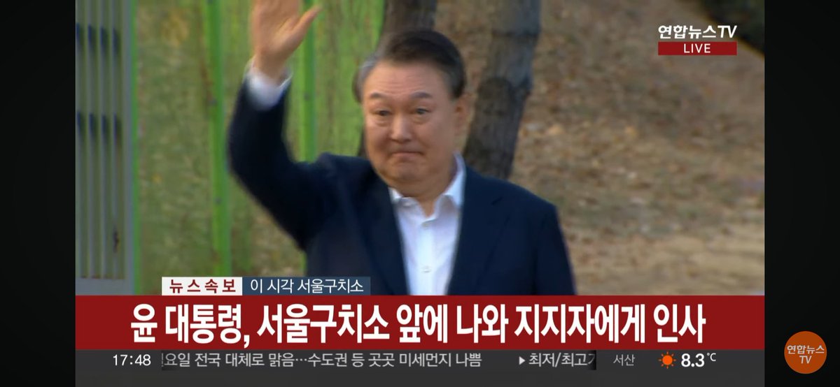 윤이 계엄으로 찢 살려주고
찢은 천방지축 대통 자리 껄떡대다 윤 살려주고
니미 시파 둘이 전생에 부부였나?