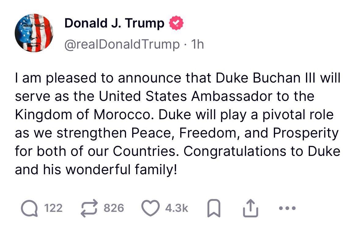 M_el_errabundo's tweet photo. Empieza el movimiento de fichas para "asegurarse" la operación 🔋⛰️🤿🇮🇨. El amigo Duke III ( viene de los terratenientes del tabaco de North Carolina) casual# 🤔...😂fue embajador en 🇪🇸su anterior mandato; cuando Donald de Orange, reconoció el Sahara ( y más importante aún que la tierra donde se está realizando el mayor invernadero del mundo, El Ejido quedará pequeño, gracias a la innovadora tecnología hídrica de sus socios🇮🇱 ) es el reconocimiento de su plataforma continental y sus aguas,  y ahí está la joya de la corona de Moulay ( que reinará como Hassan III ). En esa plataforma no están ya solo perforando los consorcios 🇫🇷🇲🇦buscando petróleo, mientras los consorcios 🇬🇧🇲🇦modernizan sus Megapuertos ( Tanger-Med ya se ríe de Algeciras y Valencia juntos) Nador, Agadir, y el clave Dakhla ( para exportar en el futuro, casi el 50% de los alimentos vegetales y el 75%  pesca que tendrá que consumir 🇪🇺) sino que hay, como Bob Esponja, algo que está debajo del mar, que supone 7 veces la producción total mundial 😳y ahí si participan todos los que se beneficiarán:🇲🇦🇺🇸🇬🇧🇮🇱. Por cierto, suena a chiste, pero🇪🇸, se enteró de la cata, porque un barco de los que hace la regata ARC desde Canarias🇮🇨a Santa Lucía🇱🇨,naufragó y pidió auxilio, cuando fue Salvamento Marítimo se encontró (por supuesto con transpondedor off) a un curioso barco🏴‍☠️🇬🇧, por supuesto todo se encubrió y de hecho sigue la operación. En el hilo cuelgo la única foto que se ha logrado filtrar de la cata inicial , ya van avanzados, y que la colgó " por accidente", luego fue eliminada, junto con el dossier, el USGS🇺🇸(Servicio Geológico de Estados Unidos) en su web, como si su principal proveedor🇨🇳y mayor productor (y del que por supuesto no quieren depender y menos en esa mineral tan importante y vital para el futuro de la energía y sobre todo para el colosal consumo que significará/significan los chips cuánticos), no lo supiera ya, y de hecho Xi Jinping ha visitado " 3 veces" 🤔Canarias🇮🇨más que Madrid (1)🤔 . Pero bueno, mientras, la desgraciada 🇪🇸, apostando por el sector mas empobrecedor a largo plazo y especulativo, el turismo y la hostelería, si es que tenemos lo que nos merecemos🤦‍♂️." Welcome Mr. Duke Buchan III ", los pro-trump que ahora inundan las redes en mi nación, le saludan, " Ave, Caesar, morituri te salutant" , joder no hay ni un puto partido de verdad patriótico, con hombres dignos y que deseen el avance de verdad de la industria española incluyo al sector primario ( pero por favor llamar industria al turismo es ofensivo), su ciencia, su tecnología, su defensa, su talento, etc .... como decía el Cantar del Mio Cid, " Dios, que buen vassallo, si oviesse buen señor".
