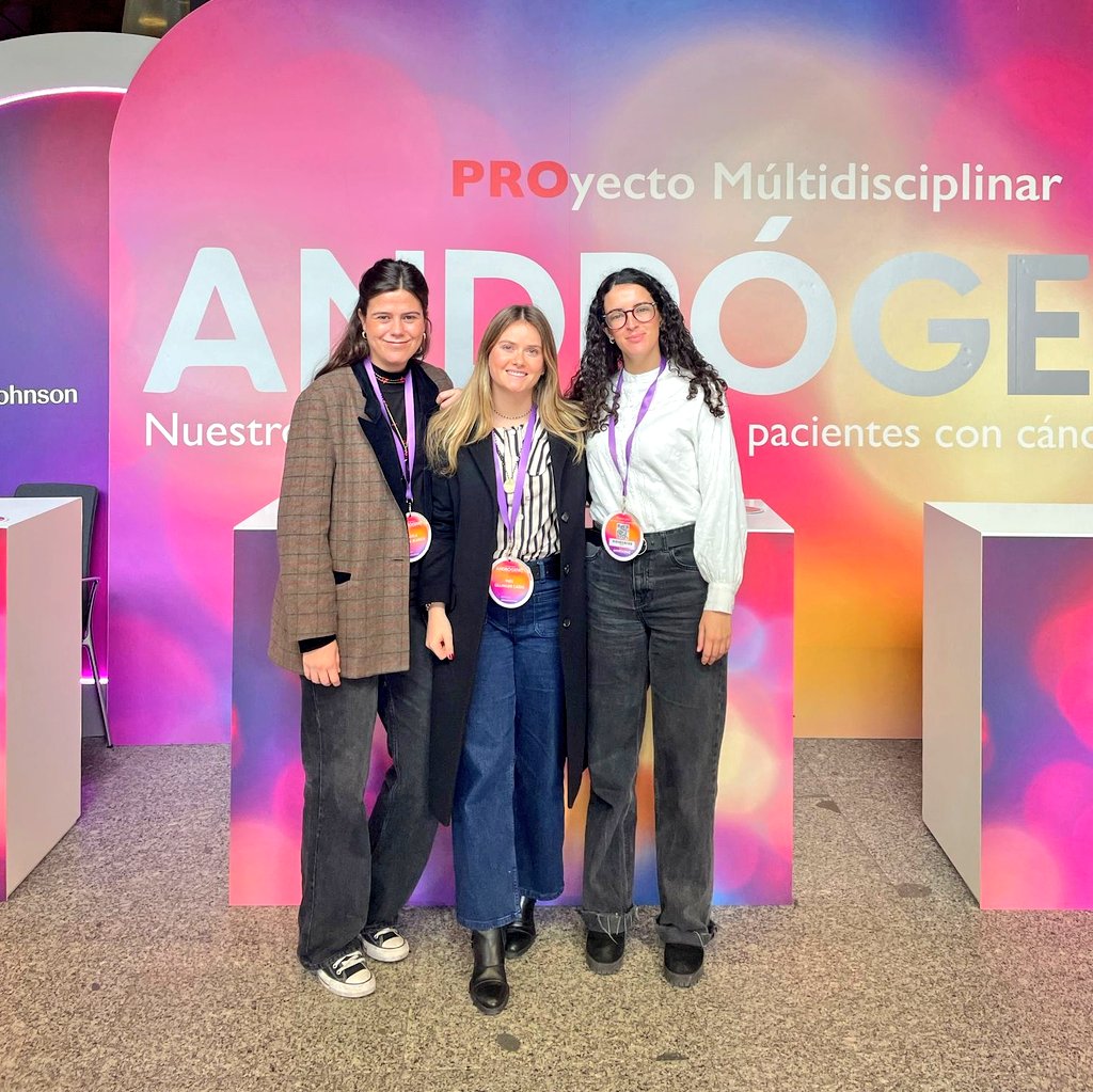 Nuestras compañeras 👩‍⚕️ asisten al encuentro multidisciplinar 🤝 de cáncer en el Auditorio <a href="/museoreinasofia/">Museo Reina Sofía</a>  🏛️. Su ejemplo inspira a generaciones.
#DíaInternacionalDeLaMujer