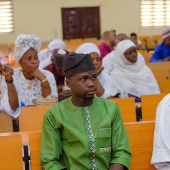 Oceanfocuz's tweet image. Another year in this country... in this economy. 😅

Happy Birthday, Adewale! 🎉
If this crosses your timeline, say a prayer for me. 🙏