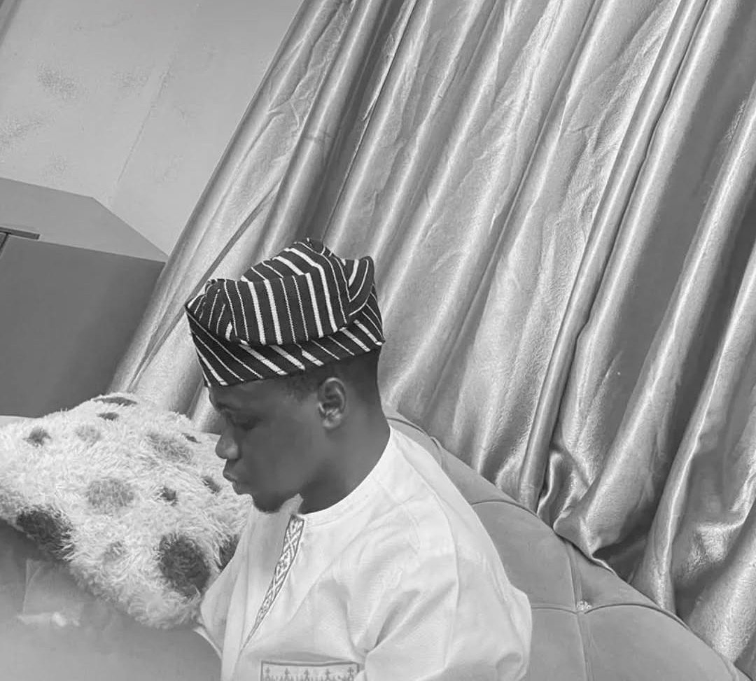 Oceanfocuz's tweet image. Another year in this country... in this economy. 😅

Happy Birthday, Adewale! 🎉
If this crosses your timeline, say a prayer for me. 🙏