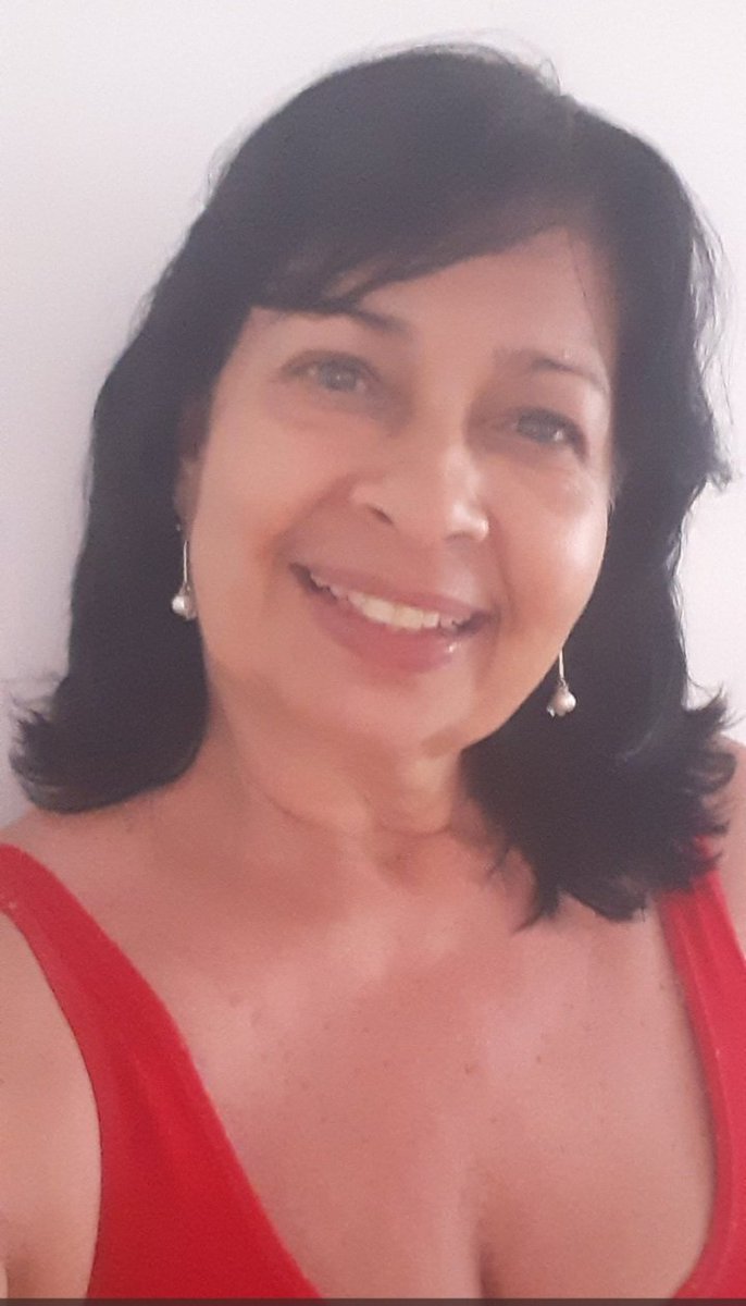 Feliz día  de la mujer,  que Dios en su infinita misericordia nos  colme de los dones del Espíritu Santo🙏❤🇻🇪❤🇻🇪❤🇻🇪❤🇻🇪
Son los deseos de esta sexagenaria😘❤☕