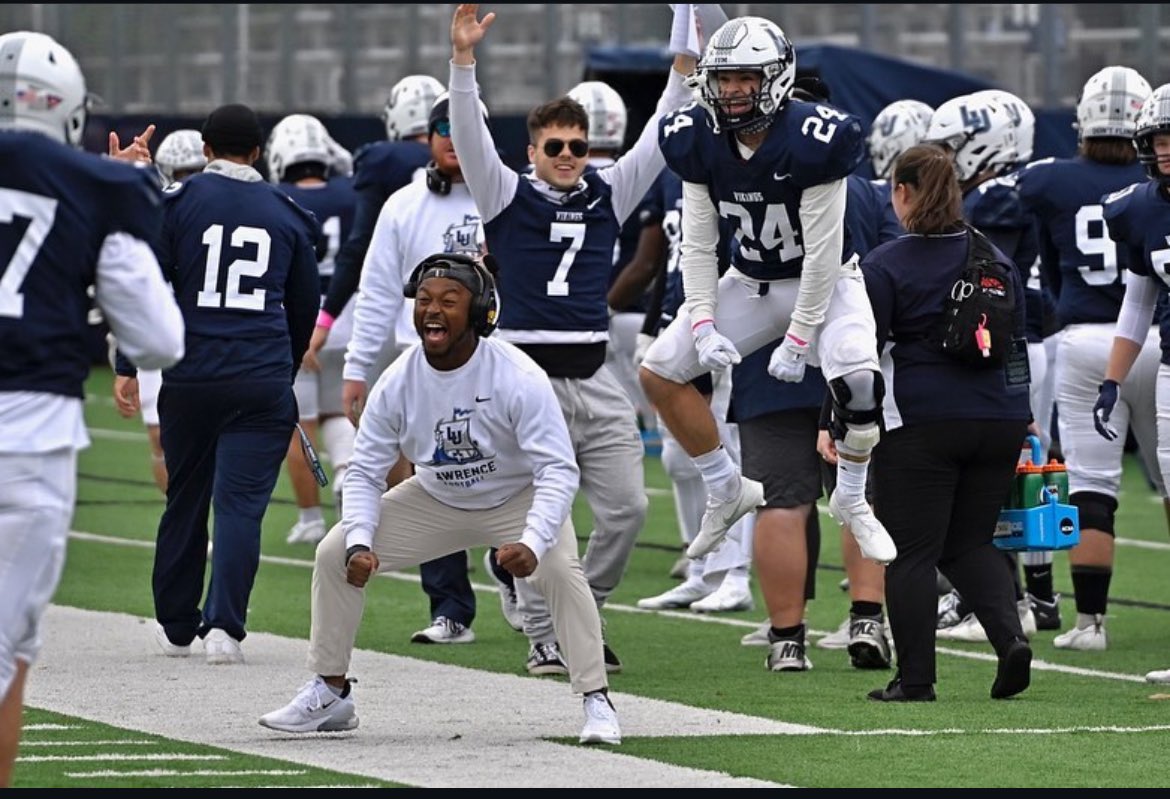 #4GG I am locked in for a official visit with Lawerence University  ❗️⚓️ 💙 Can’t wait to meet players and coaches✝️ #FFM <a href="/coachyakes7/">Anthony Aker</a> <a href="/CoachJRiordan/">Joe Riordan</a> <a href="/Coach_Sosinsky1/">Matt Sosinsky</a> <a href="/CoachHaughey/">Tom Haughey</a> <a href="/FB_Coach_Nap/">Ryan Napralla</a>