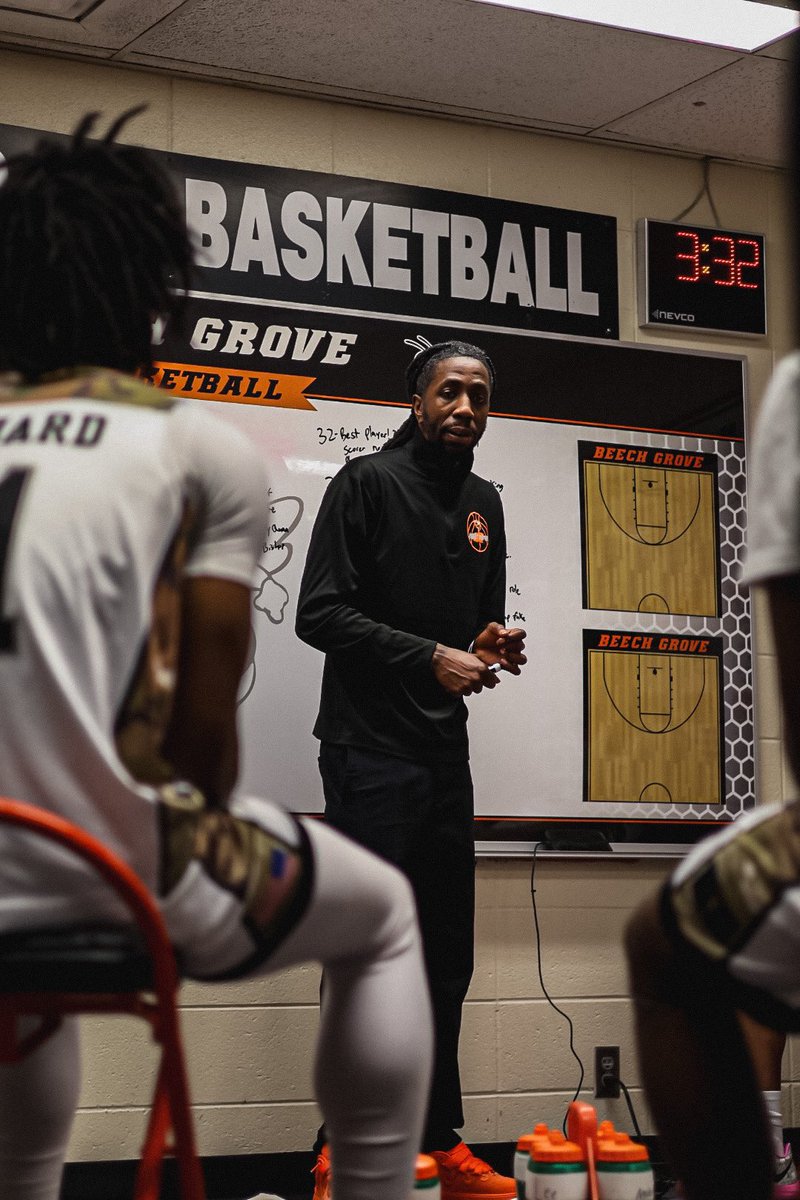 Just like that Year 1 is over! Proud of the growth in each one of our boys. Can’t wait to continue to lead this amazing program in a great community. 

The seniors thank you so allowing me to coach you hard every day! Underclassman the future is bright let’s keep working 🖤🗻🧡