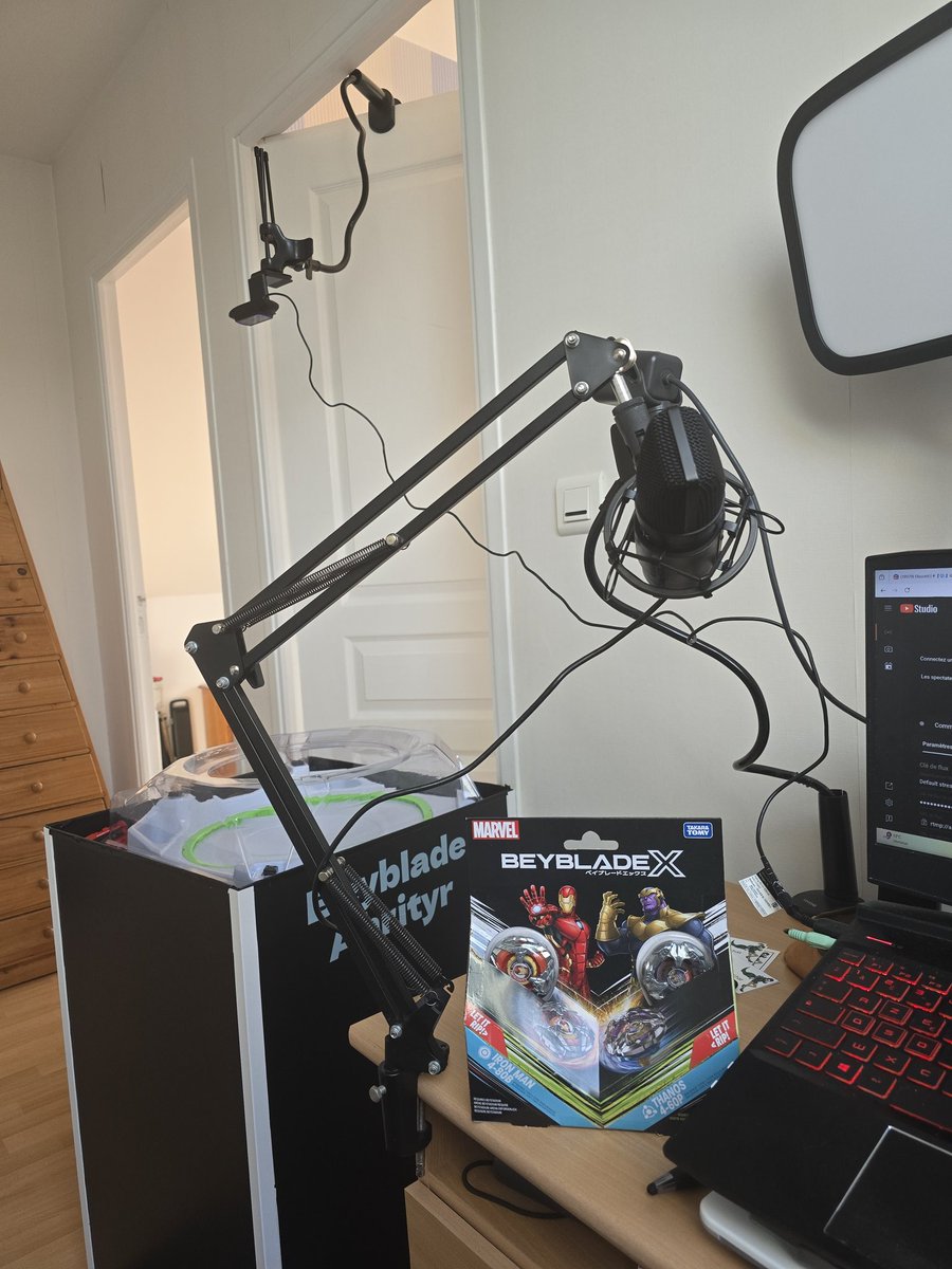 Ahrityr (@ahrityr) on Twitter photo Ça vaut pas set up beyblade de <a href="/valouzz_/">Valouzz 👁🗨</a> mais je suis satisfait quand même 😁
Juste je peux plus rentrer dans ma pièce Ça vaut pas set up beyblade de <a href="/valouzz_/">Valouzz 👁🗨</a> mais je suis satisfait quand même 😁
Juste je peux plus rentrer dans ma pièce