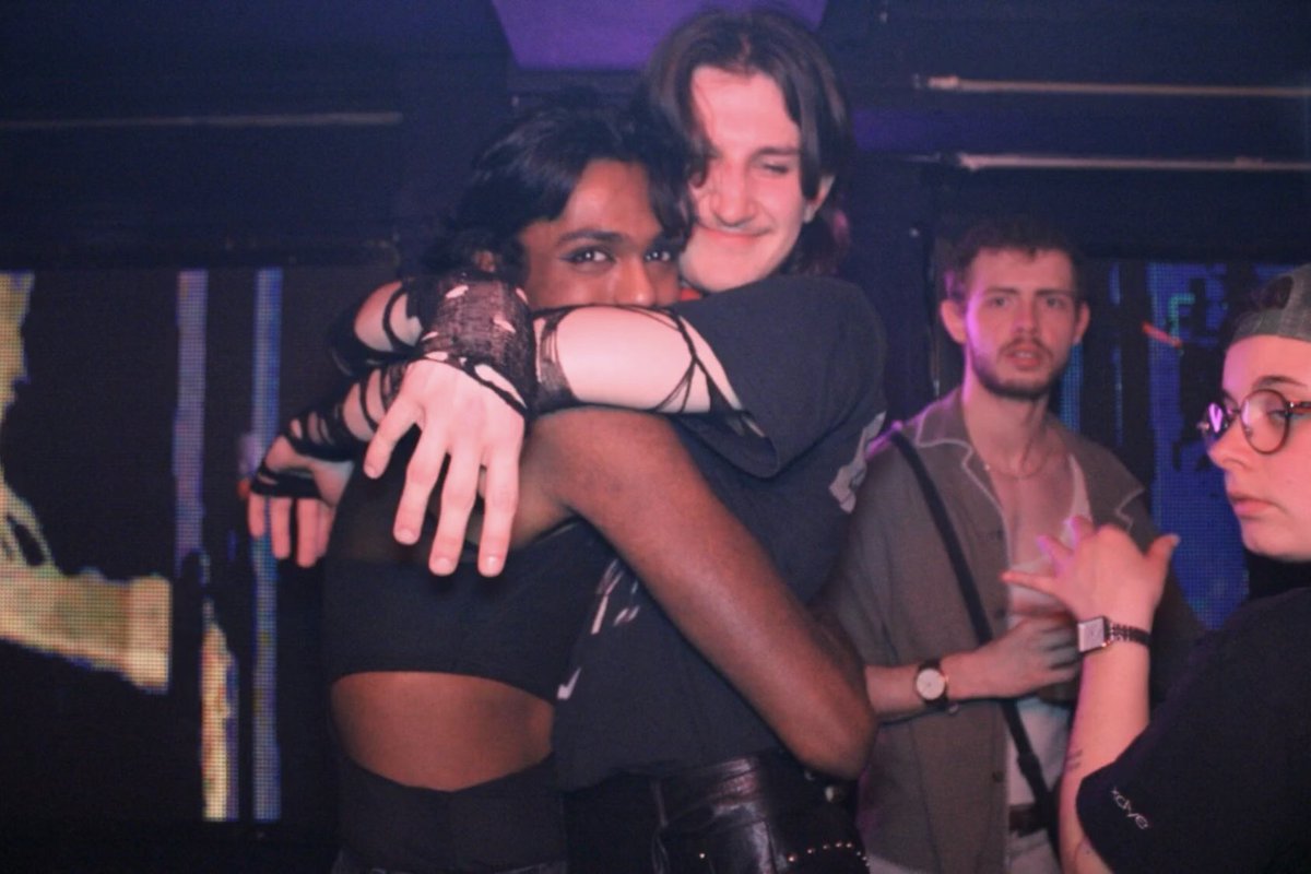 ජොනතන් tweet media